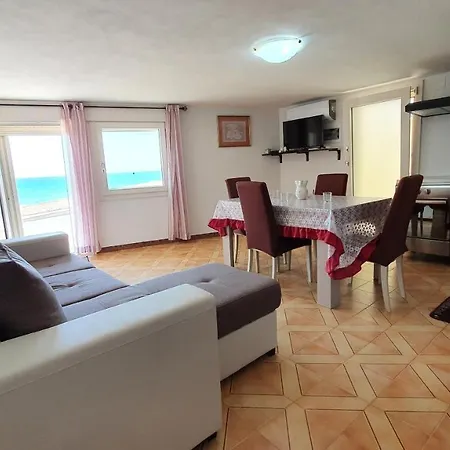 Cordella 5 *