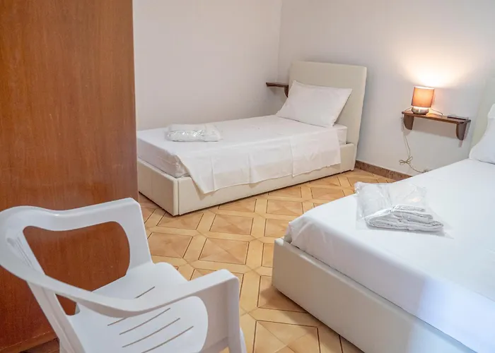 Nyaraló Cordella 5 *